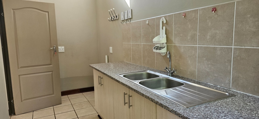 3 Bedroom Property for Sale in Bayswater Free State